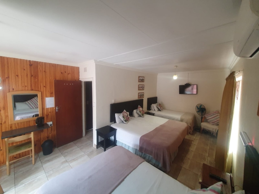 12 Bedroom Property for Sale in Pellissier Free State